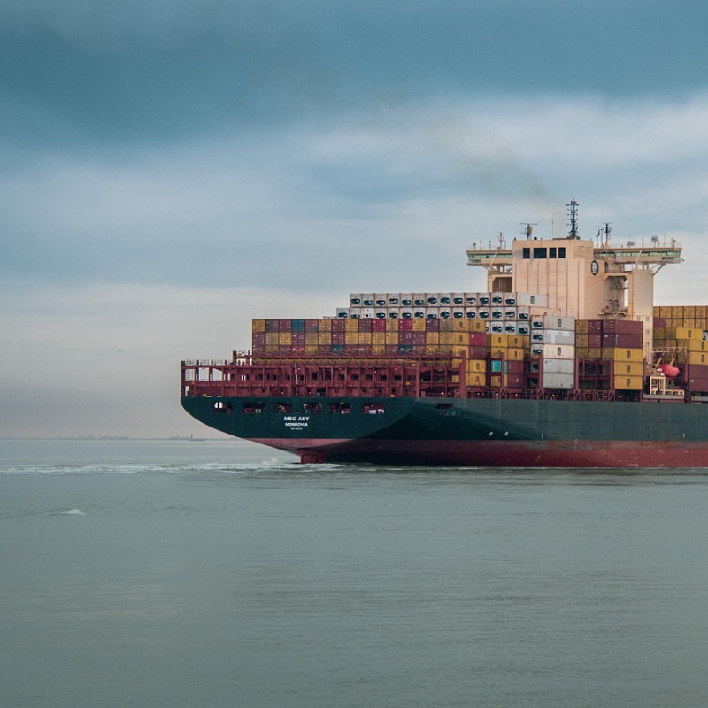 global shipping import export